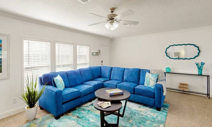 Taylor Creek House | Lakeview Landing - Work and Stay | Near Boat Ramp