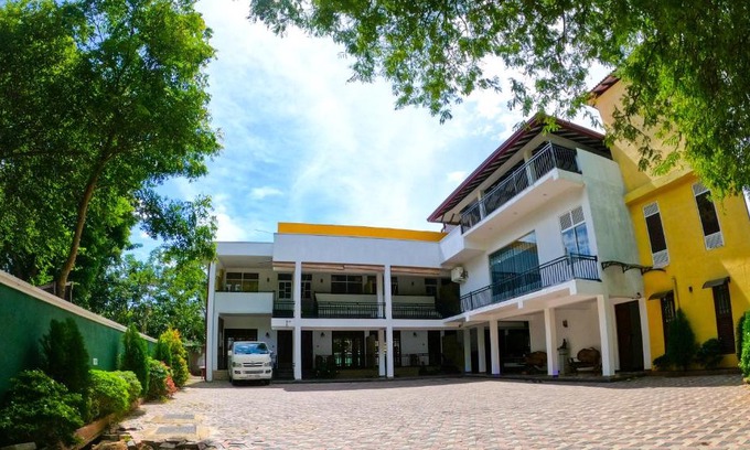 Kataragama Resort | Lakpriya Lake Resort
