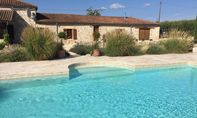 Pinel-Hauterive House | Lamamotte Gite Holiday Home