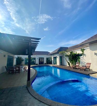 Banting House | Laman Abang Villa Homestay