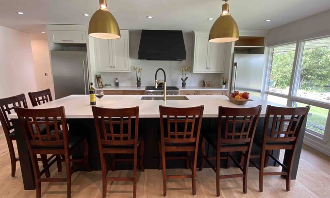 Fenelon Falls Cottage | Lambs Landing- Waterfront