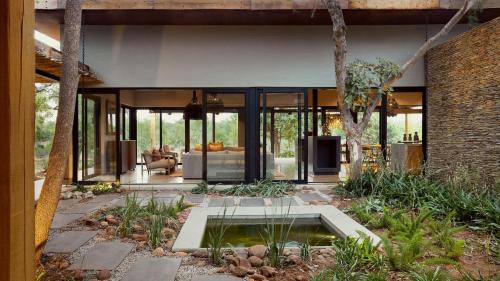 Belfast Villa | Lamula Lodge 42-43 at Elephant Point