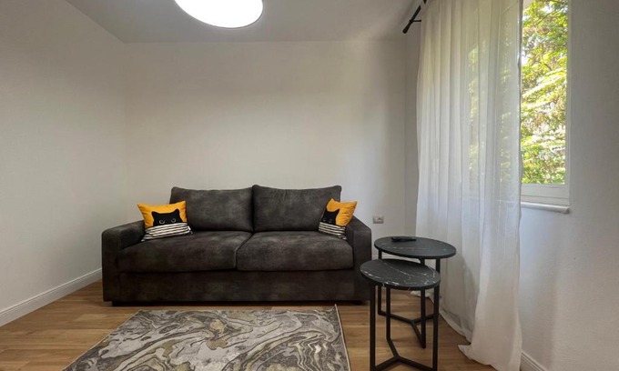 Tirana Apartment | Lana Studio