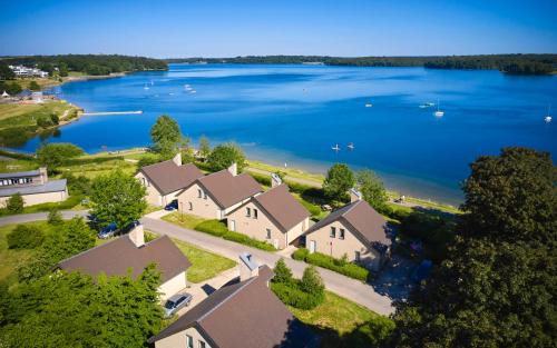 Froidchapelle Resort | Landal Village Leau Dheure