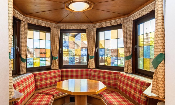 Lossburg Hotel | Landgasthof Hotel Hirsch