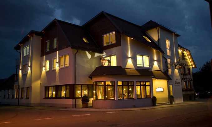 Neubulach Hotel | Landgasthof Löwen