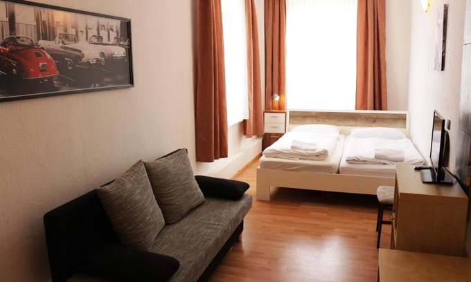 Wahrenholz Hotel | Landgasthof Schönecke