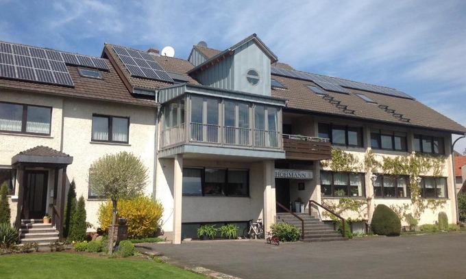 Huenfeld House | Landgasthof zum Wiesengrund