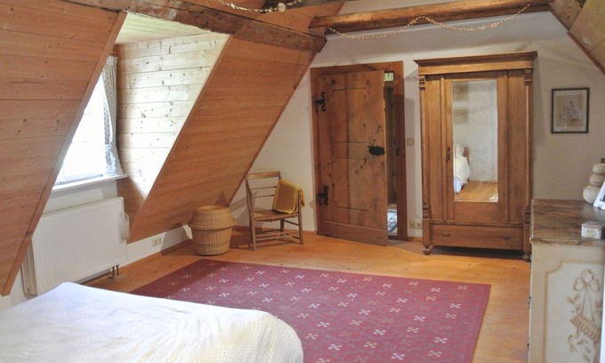 Weissenbach am Attersee House | Landhaus Am Attersee - Gustav Klimt