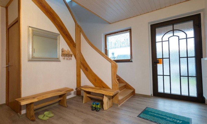 Trendelburg Apartment | Landhaus Hillebrand, 229qm, 6 Schlafzimmer für Max. 12 Personen