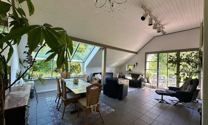 Sudcoldinne House | Landhaus Liebe, family and pet-friendly vacation home between sea and moor.