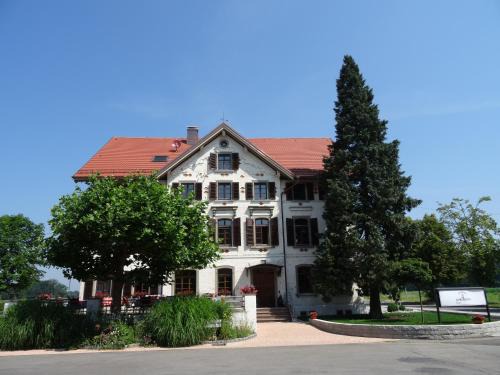 Eriskirch Hotel | Landhaus Vier Jahreszeiten