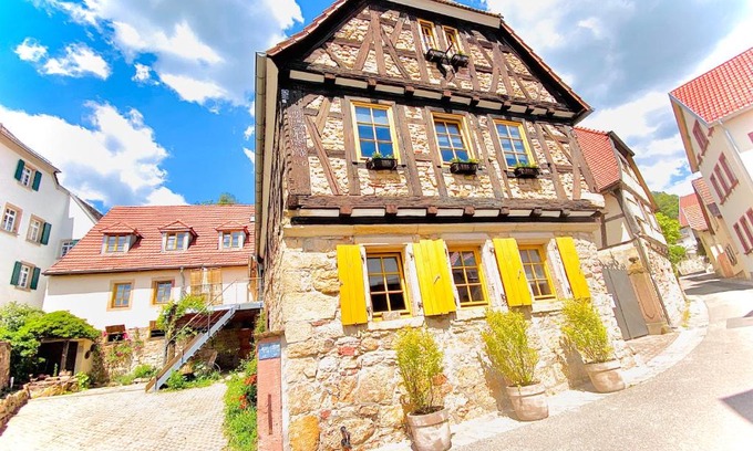 Gleisweiler Hotel | LANDHOTEL 1707 by Landgasthof Zickler