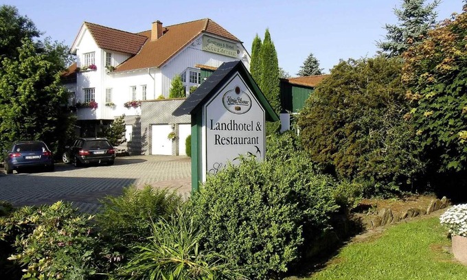 Oelshausen Hotel | Landhotel-Restaurant Schwalbennest