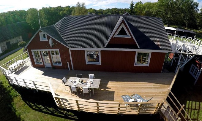 Olofstrom Villa | Landhouse