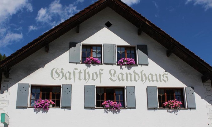 Davos Hotel | Landhuus Frauenkirch