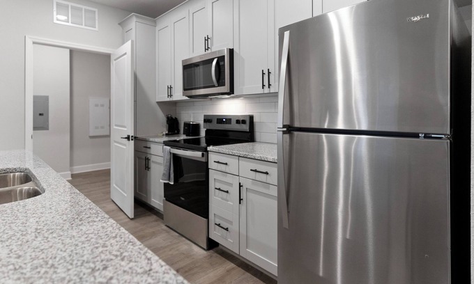 Newberry Apartment | Landing Apartments Newberry