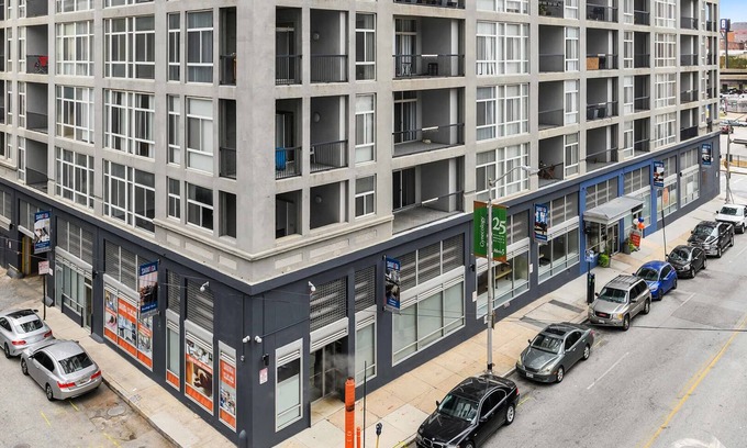Downtown Baltimore Apartment | Landing at 222 Saratoga - 2 Bedrooms in Downtown