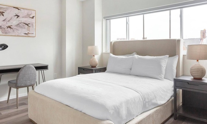 Spruce Hill Apartment | Landing at 4415 Chestnut - 2 Bedrooms in Univer.