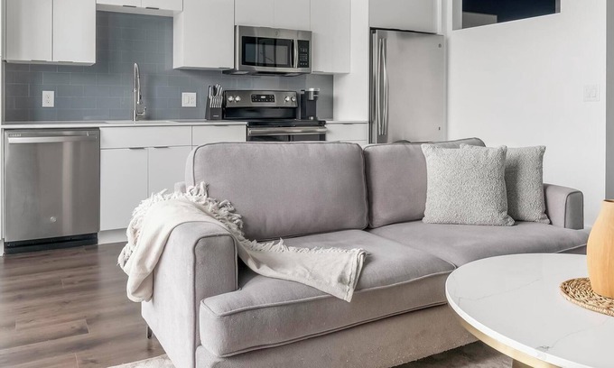 Buckhead Apartment | Landing at Arya Peachtree - Studio in Buckhead