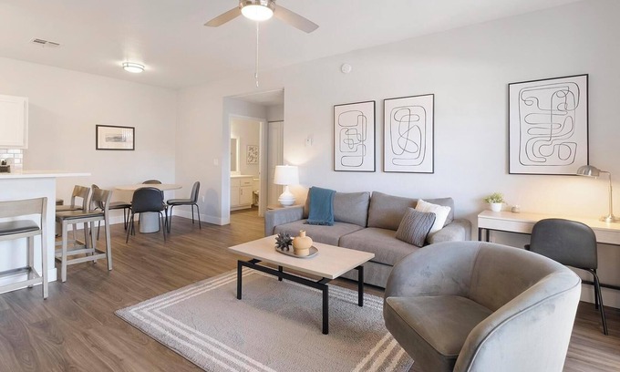 Greenbell Apartment | Landing at Boulders at Lookout Mountain - 2 Bed.