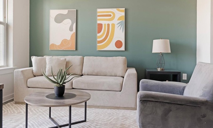 Sugar Hill Apartment | Landing at Cadence Sugar Hill - 1 Bedroom in Su.