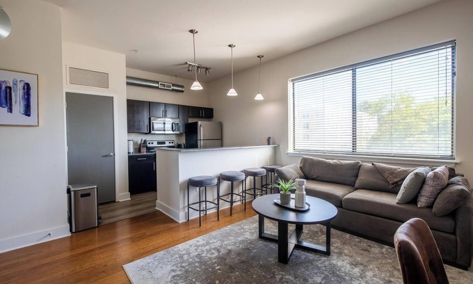 Church Hill Apartment | Landing at Cedar Broad - 1 Bedroom in Upper Sho.