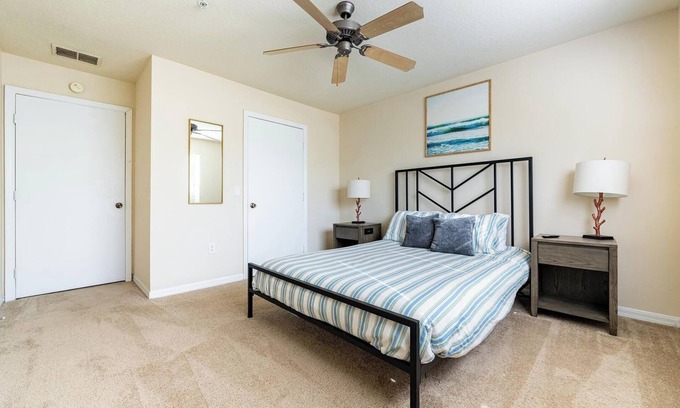 Trailer Estates Apartment | Landing at Champions Walk - 2 Bedrooms in South.