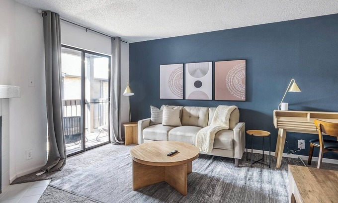 Windsor Park Apartment | Landing at Mueller Flats - 1 Bedroom in Windsor.