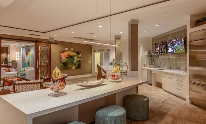 Sunrise Apartment | Landing at Portico - 1 Bedroom in Downtown Sunrise