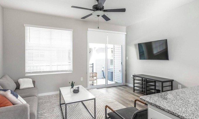 Madison Apartment | Landing at Sanctuary at Indian Creek - 2 Bedroo.