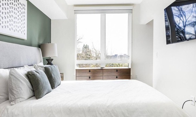 Kerns Apartment | Landing at Sixteen G - 1 Bedroom in Kerns