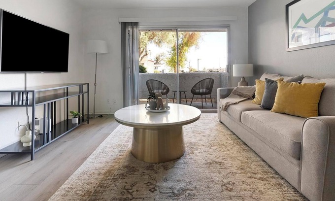 Las Vegas Apartment | Landing at Valencia - 1 Bedroom in Paradise