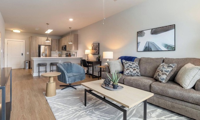 Santa Rosa Beach Apartment | Landing | Beautiful 1BD, Clubhouse, Gym