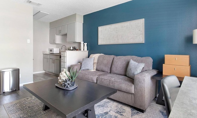 Royal Ridge Apartment | Landing | Beautiful 1BD, Gym, Clubhouse