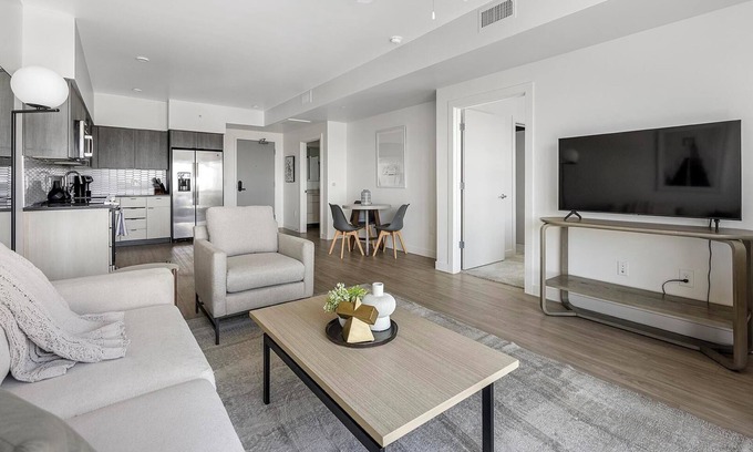 Tempe Apartment | Landing | Chic 1BD, Clubhouse, Gym
