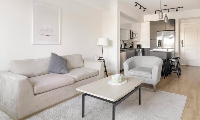 Providencia Park Apartment | Landing | Incredible 1BD, Clubhouse, Yoga Studio