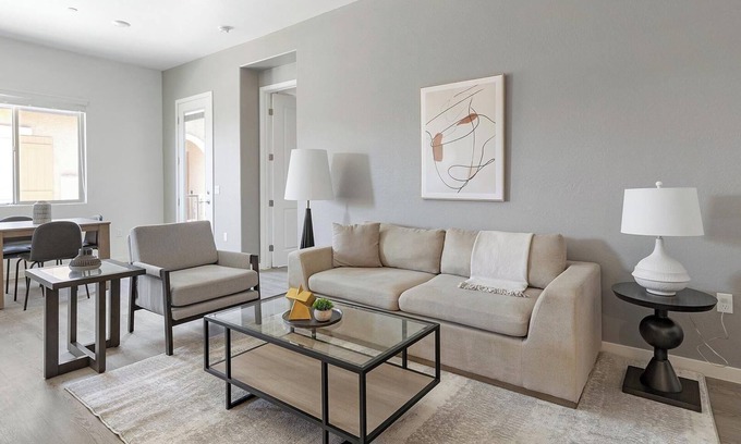 Oro Valley Apartment | Landing | Incredible 2BD, Pool