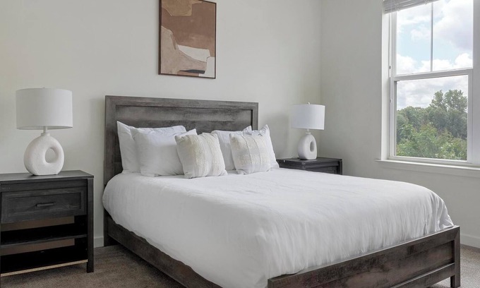 Mableton Apartment | Landing | Incredible 2BD, Pool, Rooftop Lounge