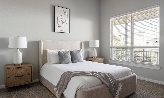 Buda Apartment | Landing | Modern 1BD, Yoga Studio, Gym