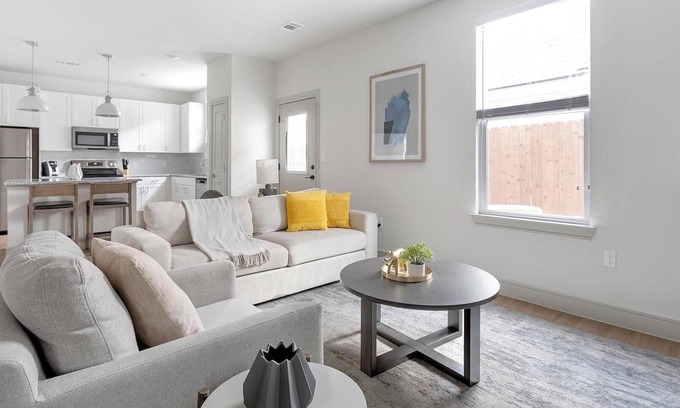 Tarrant County Apartment | Landing | Modern 2BD, Pool, Yoga Studio
