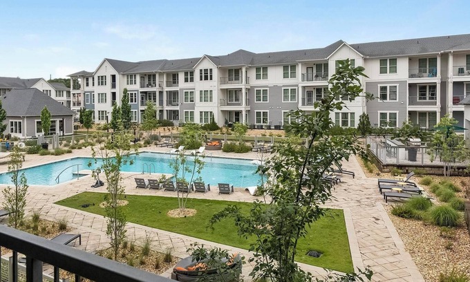 Sand Ridge Apartment | Landing | Spectacular 2BD, Yoga Studio, Gym