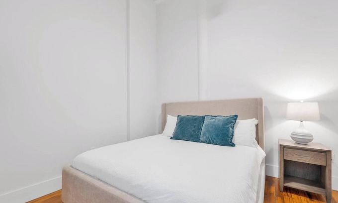 Greenville Apartment | Landing | Stunning 1BD, Gym, Yoga Studio