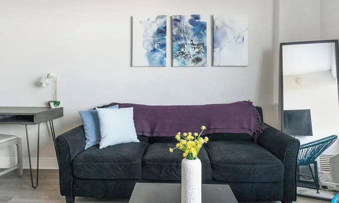 St. Petersburg Apartment | Landing | Stunning 1BD, Courtyard, Clubhouse
