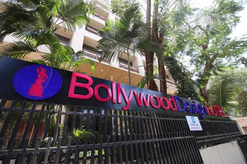 Marol Bed & Breakfast | Landmark Suites Bollywood design Hotel