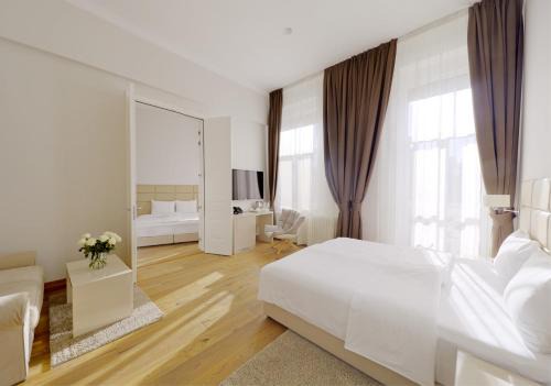 Novi Sad House | Lanterna Rooms City Center