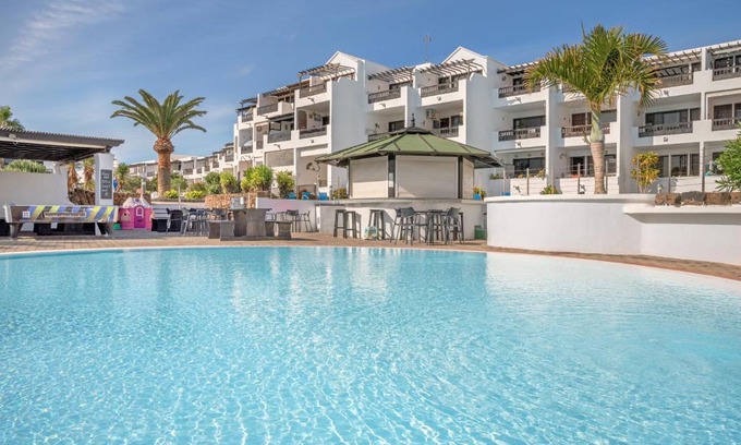 Costa Teguise Apartment | Lanzahost Gibshouses Playa Bastian