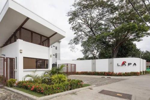 Barrio Ricos y Famosos Apartment | Lapa Lodge G1