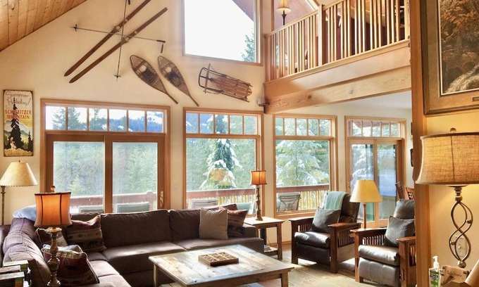 Sagle House | Larchwood Lodge with Lake View, Salt Water Hot Tub and Hiking Trails on 20 acres