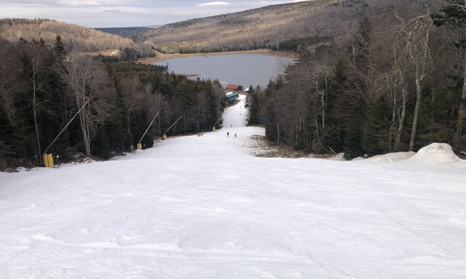 Snowshoe Condo | Large 1 Bedroom with Den. Second floor overlooking pool.
